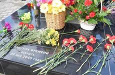 Послание потомкам заложили в мемориал Аллеи славы в Вологде