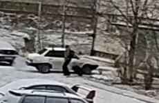 Житель Коми убил экс-жену из-за квартиры и утопил чемодан с телом