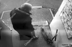 В Чебоксарах местный житель подозревается в умышленном причинении легкого вреда здоровью малолетнему мальчику и хулиганстве