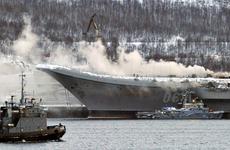 Только сегодня утром удалось ликвидировать открытое горение на крейсере «Адмирал Кузнецов» в Мурманске