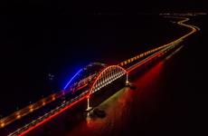 Путин в понедельник откроет железнодорожное движение по Крымскому мосту