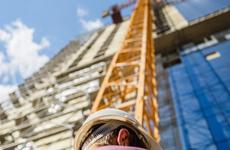 На стройке в Кисловодске рабочий погиб после падения с крыши