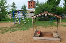 В Хабаровске двое детей получили травмы, катаясь на карусели