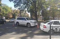 В Ставрополе под колеса внедорожника попали три пешехода, в том числе 4-летний ребенок