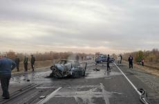 В Волгоградской области в ДТП двух иномарок пострадал водитель