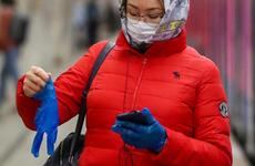 Главный инфекционист России: перчатки не эффективны против коронавируса