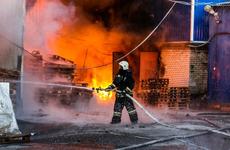 В центре Волгограда при пожаре в жилом доме пострадал человек