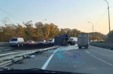 Жёсткое массовое ДТП произошло на трассе Седанка-Патрокл во Владивостоке