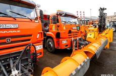 Во Владивостоке подготовили к зиме снегоуборочную технику и реагенты