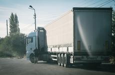 Въезд большегрузов к пункту пропуска в Приморье снова ограничат