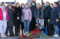 По Волгограду проехал автопробег памяти убитого Романа Гребенюка