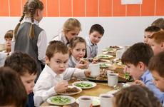 Опубликован рейтинг регионов РФ, где вкуснее всего кормят в школьных столовых. НАО на третьем месте