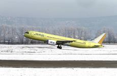 Самолет МС-21 совершил первый полет с российскими двигателями