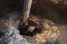 Водоканал провел молниеносную закупку трубы для ремонта аварийного коллектора на БВП
