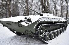 Боевая машина пехоты появилась возле памятника воинам-интернационалистам в Вологде