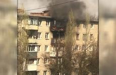 В Новочеркасске при пожаре в пятиэтажке пострадала хозяйка квартиры