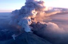 Утром 7 апреля зафиксирован пепловый выброс из вулкана Ключевского на высоту 5500 метров