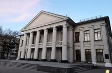 Вологжане могут посмотреть спектакль «Утиная охота» в режиме онлайн