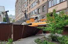 Автокран упал на газовую трубу и ранил человека в Ставрополе