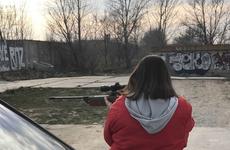 В Ростовской области 8-летняя девочка выстрелила из винтовки в младшую сестру