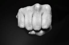 Полицейские г. Волжского задержали подозреваемого в причинении тяжких телесных повреждений по неосторожности