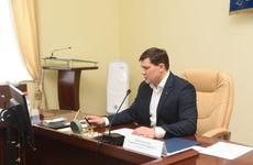 «Городу необходимо жить и работать»: в Вологде обсудили возможность ослабления ограничений