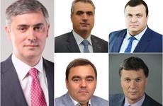 Депутаты в Ростовской области рассказали о своих машинах