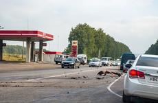Под Волгоградом отлетевшая от фуры запаска врезалась в две легковушки
