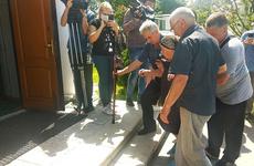 Адвокат Ефремова объяснил, почему семьи Захарова отказалась от помощи