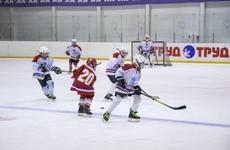 В Нарьян-Маре возобновились массовые катания и тренировки по хоккею