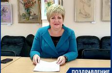 «Ваша профессия призвана вносить в жизнь людей добро и милосердие»: Светлана Цыба поздравила соцработников
