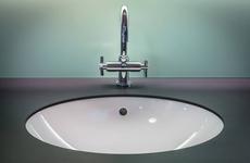 Жителям четырех районов Волгограда в июле отключат горячую воду