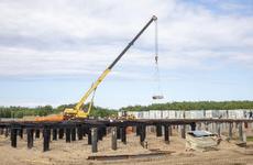 Строители детского сада в Неси завершают возведение фундамента здания