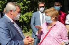 Василий Голубев поручил ускорить передачу в городскую собственность участка у стадиона СКА