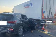 Двое детей пострадали в аварии грузовика и легковушки на Ставрополье