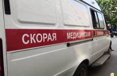 В Вологде мужчина во время застолья упал на своего гостя и убил его