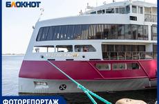 «Пятизвездочный» теплоход «Мустай Карим» пришвартовался в Волгограде