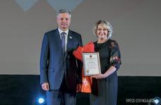 Волонтёров, работающих во время пандемии, наградили в Вологде