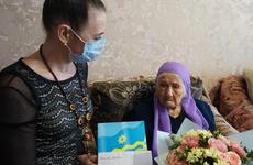 Жительницу Волжского поздравили со 100-летием