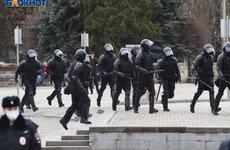 В Ставрополе приступили к задержанию участников несанкционированного митинга