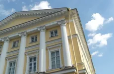 В Смольном хотят ввести QR-пропуска для входа во все заведения