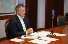 Губернатор Иркутской области провел прямой эфир с жителями региона