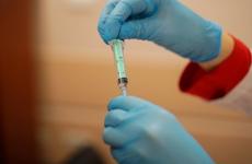 В Иркутской области создан запас вакцины от коронавируса на нерабочие дни