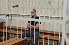 Прокурор отказался от двух обвинений убийцы-расиста 17-летнего студента в Волгограде