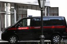 Три человека упали в яму с кипятком в лицее в Новосибирске
