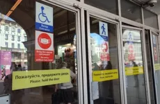 С нового года проезд на общественном транспорте в Петербурге подорожает