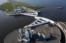 В Неве начал повышаться уровень воды