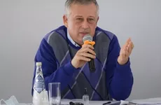 Дрозденко отозвал предложение о признании иностранных QR-кодов туристов для походов в музей и рестораны региона
