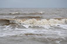 Две нефтеналивные баржи сели на мель недалеко от острова Вайгач