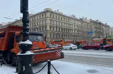 С петербургских улиц собрали и вывезли более 3 тысяч кубометров снега
